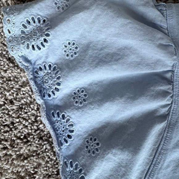 Old Navy Maternity Shirt Medium – Blue Flutter Sleeve Tee M - Picture 6 of 8